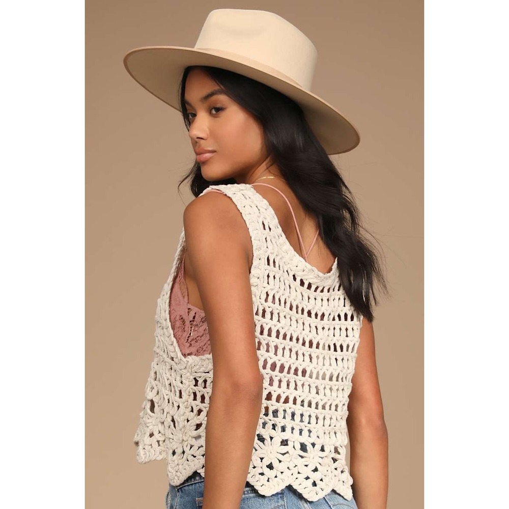 Lulus Weekend Festivals Crochet Cropped Tank Top, Beige Large Boho Hippie 70s - Picture 16 of 16